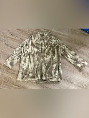 BB Dakota Faux Fur Jacket Hooded Size Large